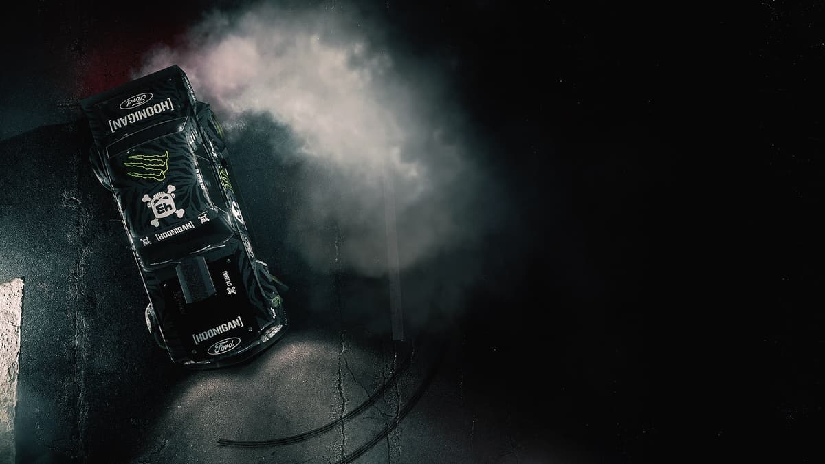 Picture of Need for Speed Deluxe Bundle - Xbox One